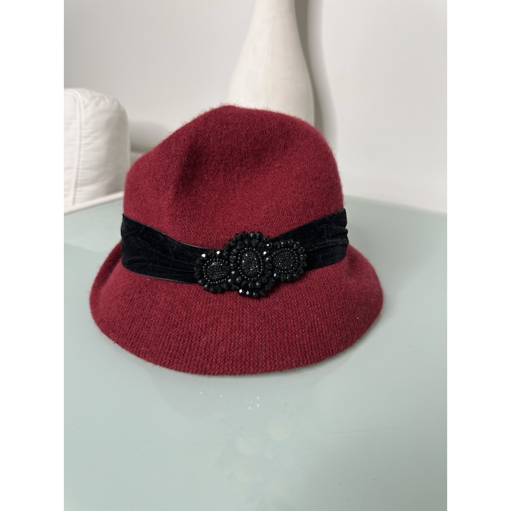 wool blend women hat embellishments details